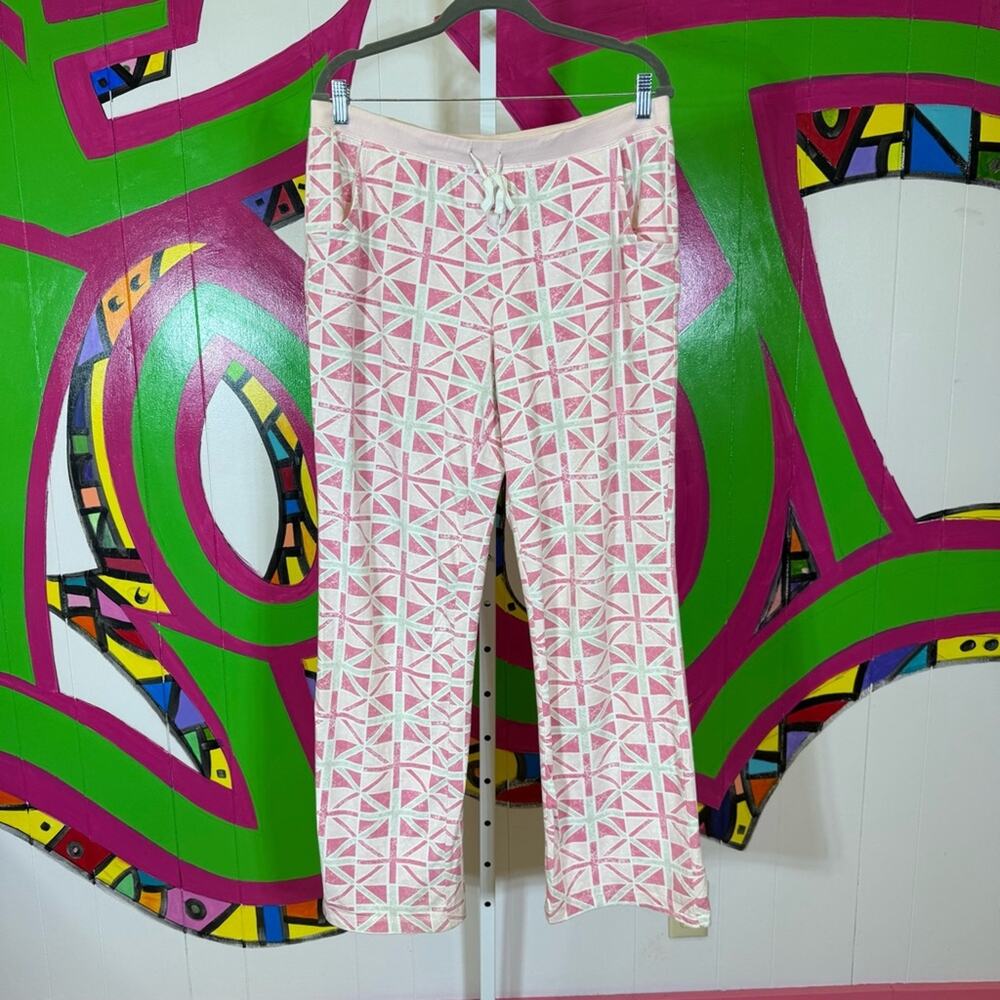 Ambrielle Pink and White Geometric Pajama Pants. Size 12/14. Excellent condition